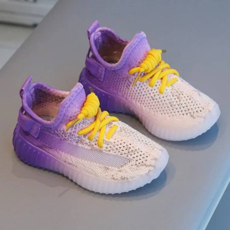21K6-8 Кроссовки Yeezy